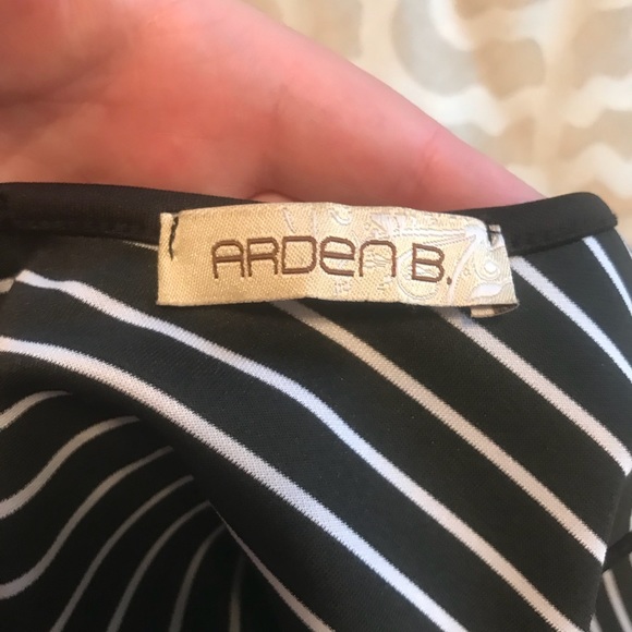 Black and white striped dress - Picture 3 of 3